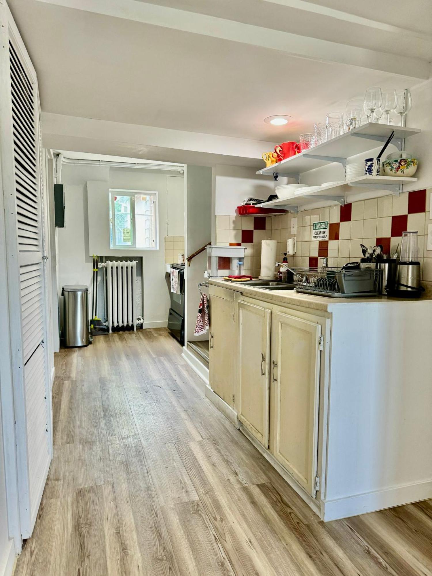 Private Room With Two Twin Beds Air Conditioning And Shared Bathrooms Located Near Seatac Airport And Downtown Seattle Bagian luar foto